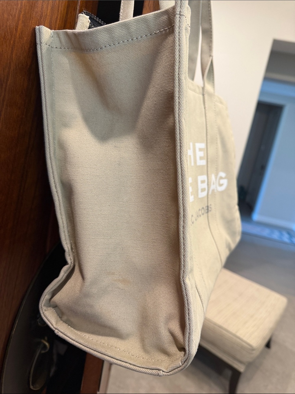Marc Jacobs Canvas Tote Bag in Beige with White Logo - Picture 6 of 16